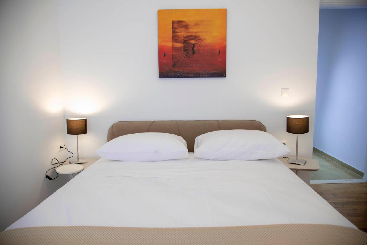 Konstantinos Stylish Brand New Apt In The Heart Of Atény Exteriér fotografie